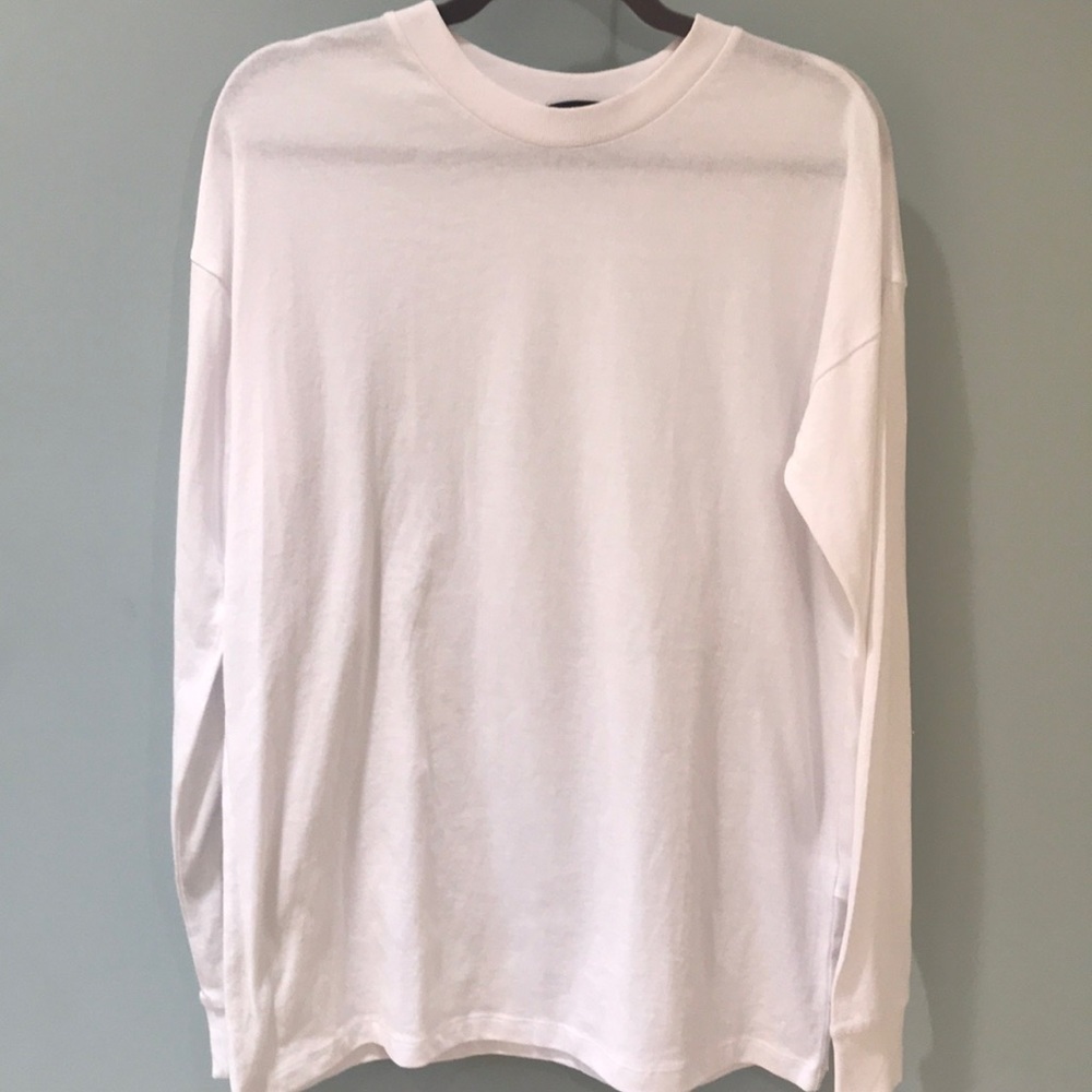 Forever 21 long sleeved white T-shirt